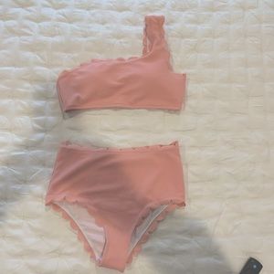 One shoulder scallop bathing suit
